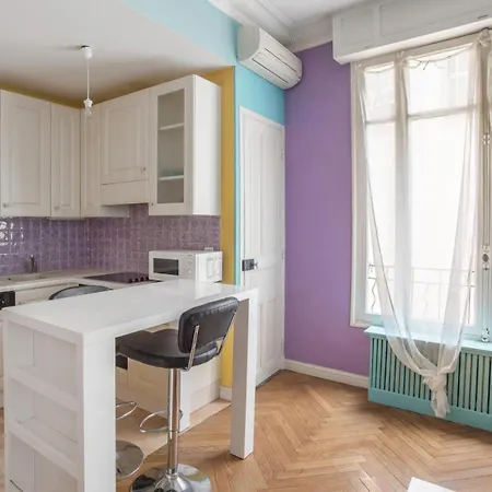 Large Studio In The Heart Of - W434 Nice